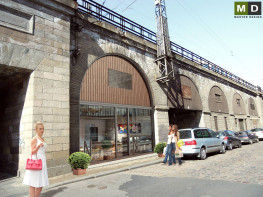 Kavárna ve viaduktu - Praha Karlín - hlavní vizualizace