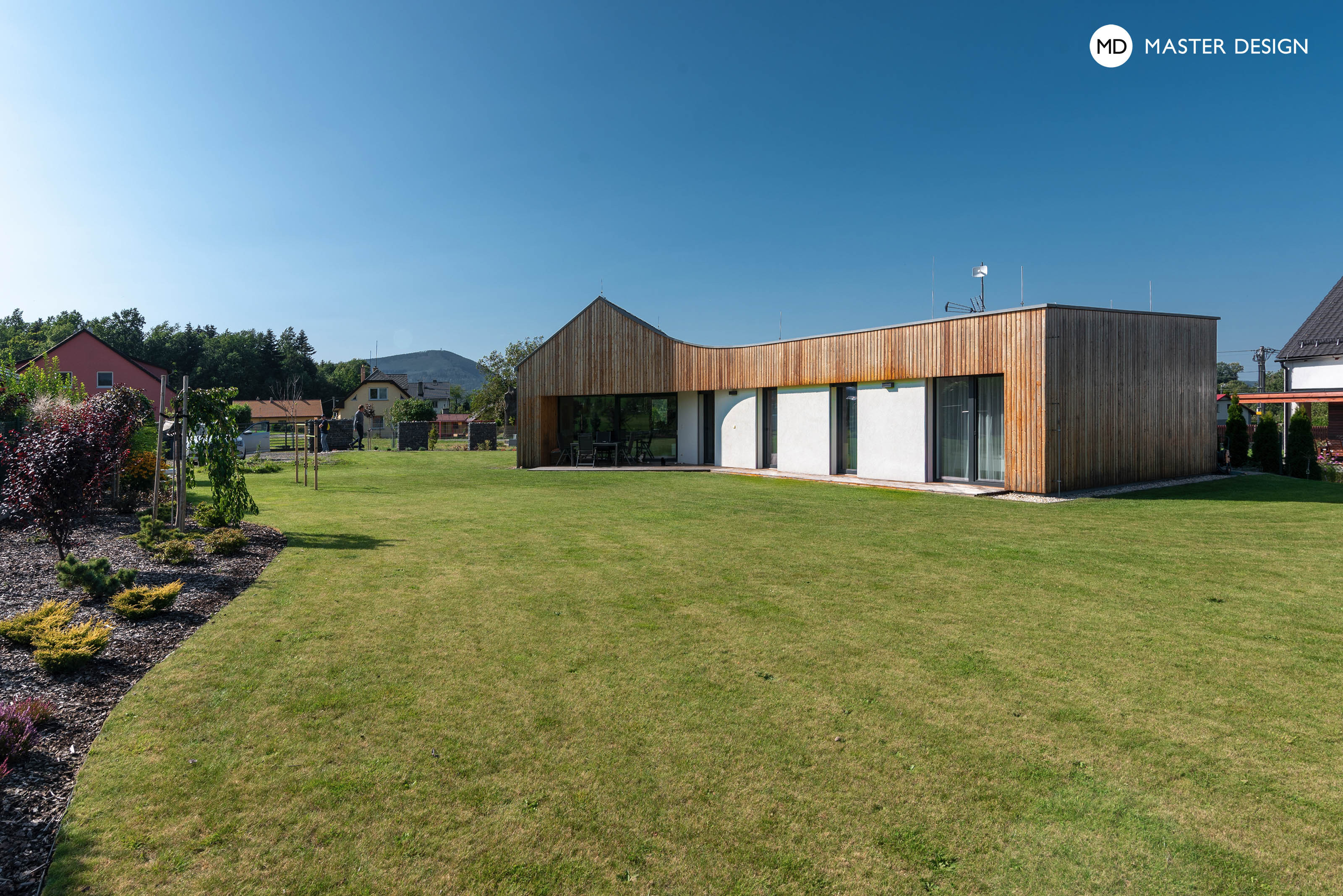Atypický bungalov v horách s dřevěným obkladem fasád - Trojanovice - vizualizace 7