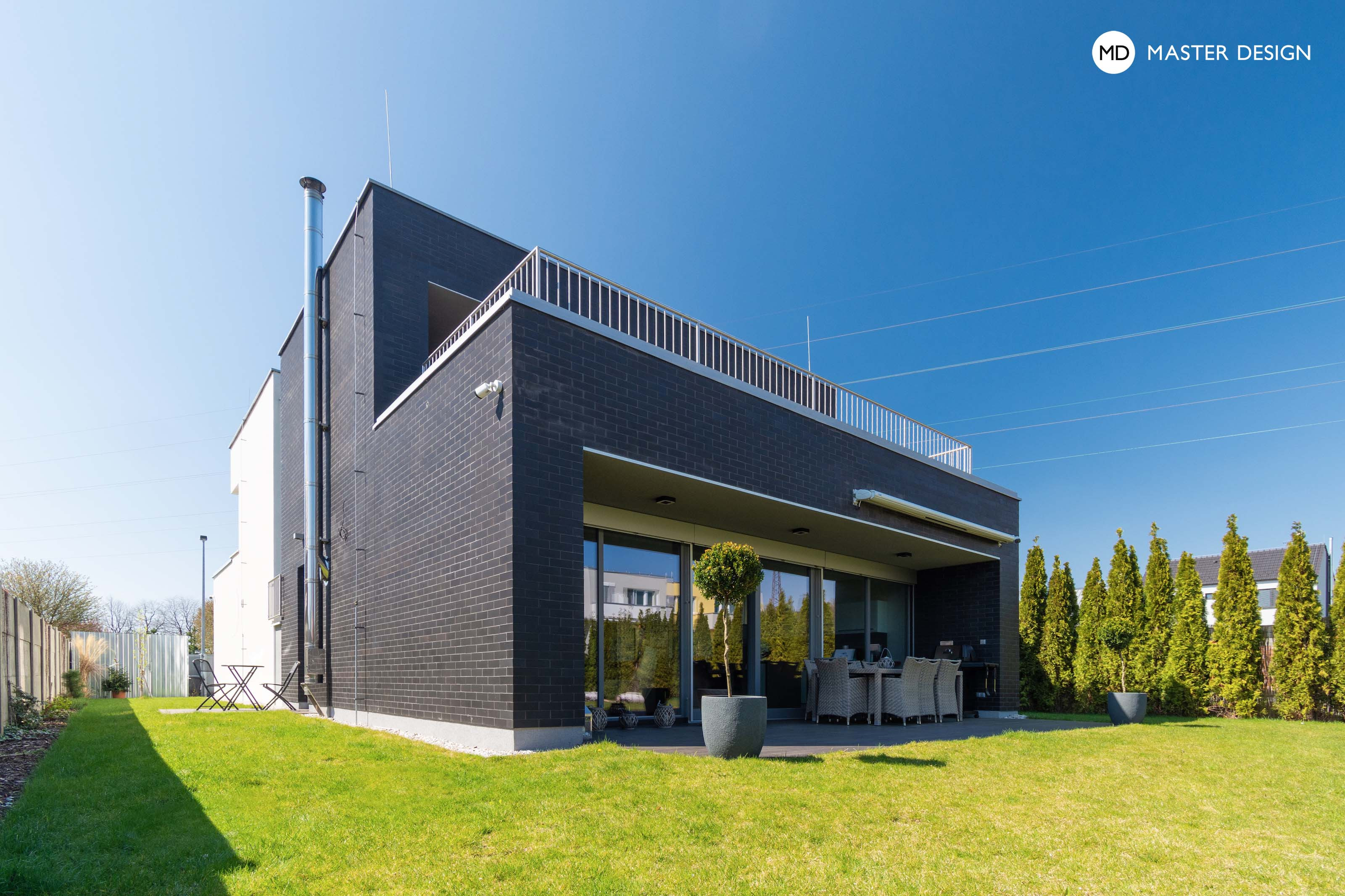 Černobílý moderní rodinný dům dělený na poloviny s cihelným obklademPraha Dubeč - vizualizace7 Černobílý moderní rodinný dům dělený na poloviny s cihelným obklademPraha Dubeč - vizualizace7